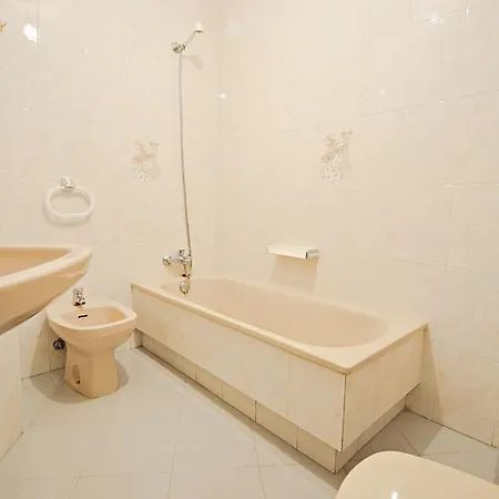 Céntrico apartamento con 2 plazas de parking en Vilagarcía de Arousa * Vilagarcía de Arousa