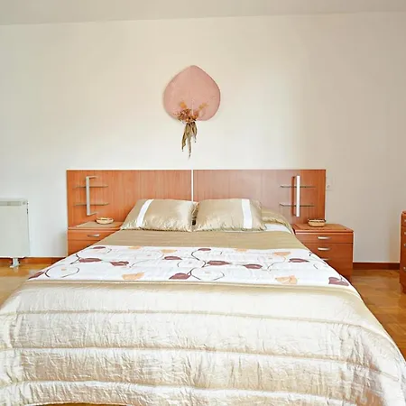 Céntrico apartamento con 2 plazas de parking en Vilagarcía de Arousa Appartement Vilagarcía de Arousa